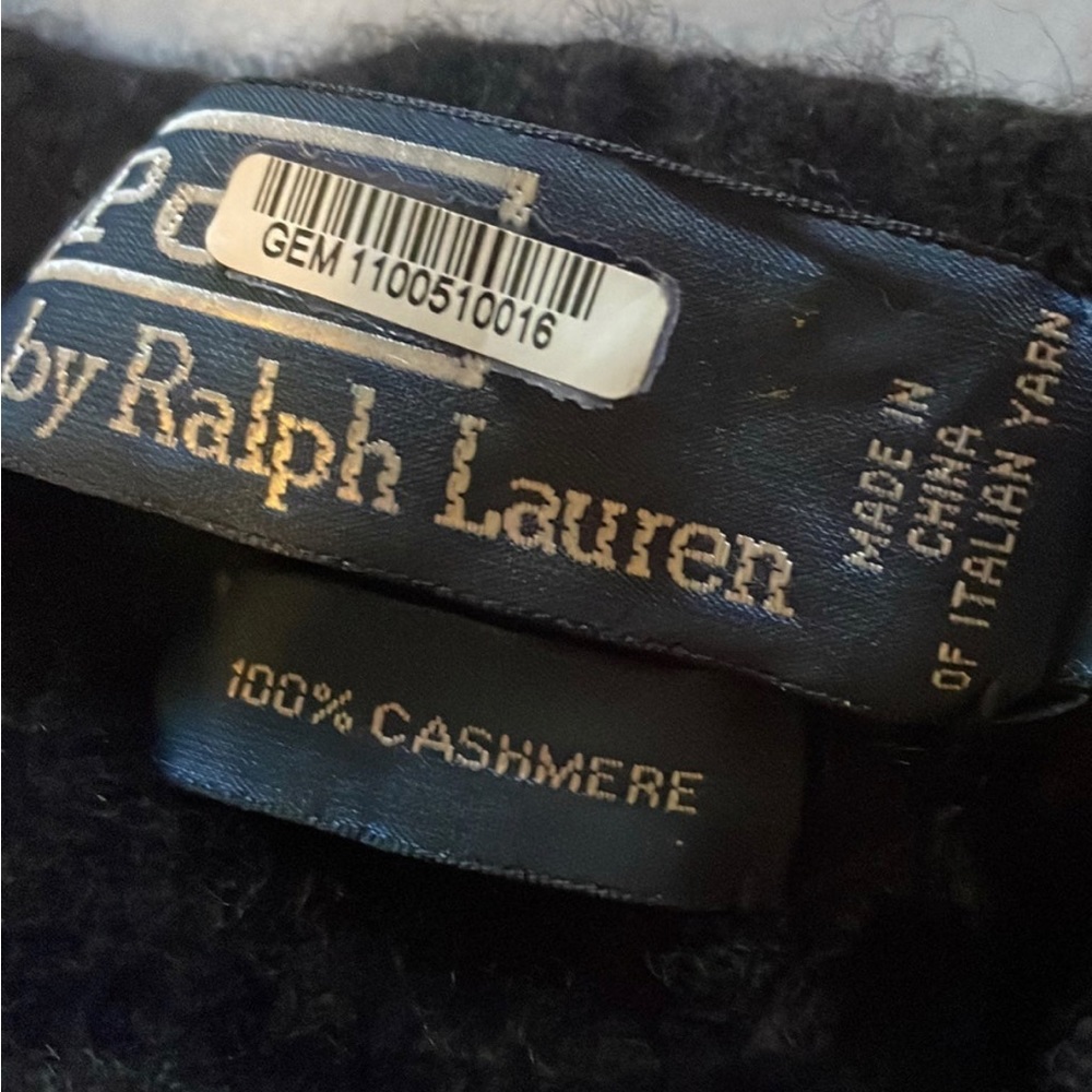 Polo by Ralph Lauren sweater 
100% cashmere 
Says xxl but fits size XS or Small